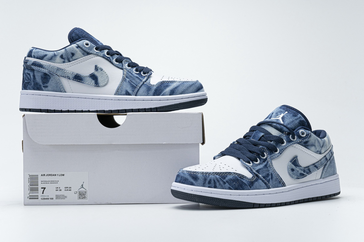 Air Jordan 1 Low SE Washed Denim   CZ8455-100