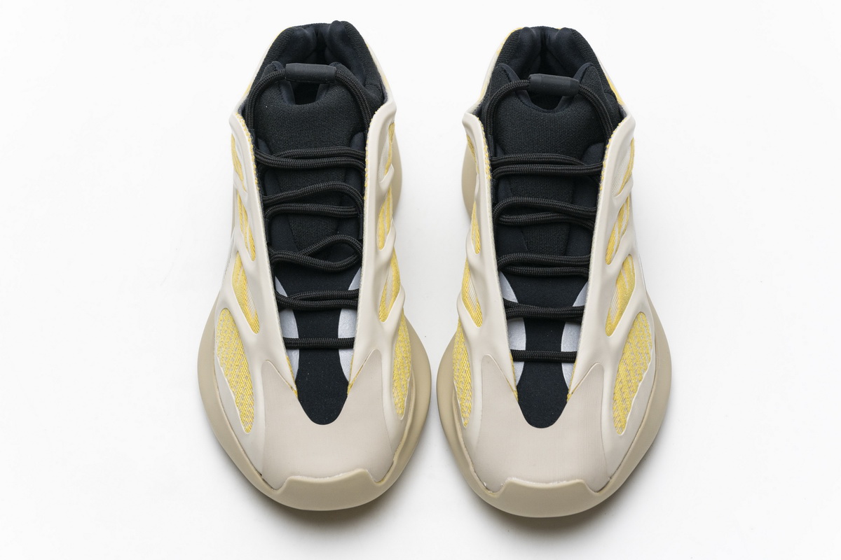adidas Yeezy Boost 700 V3 Srphym G54853
