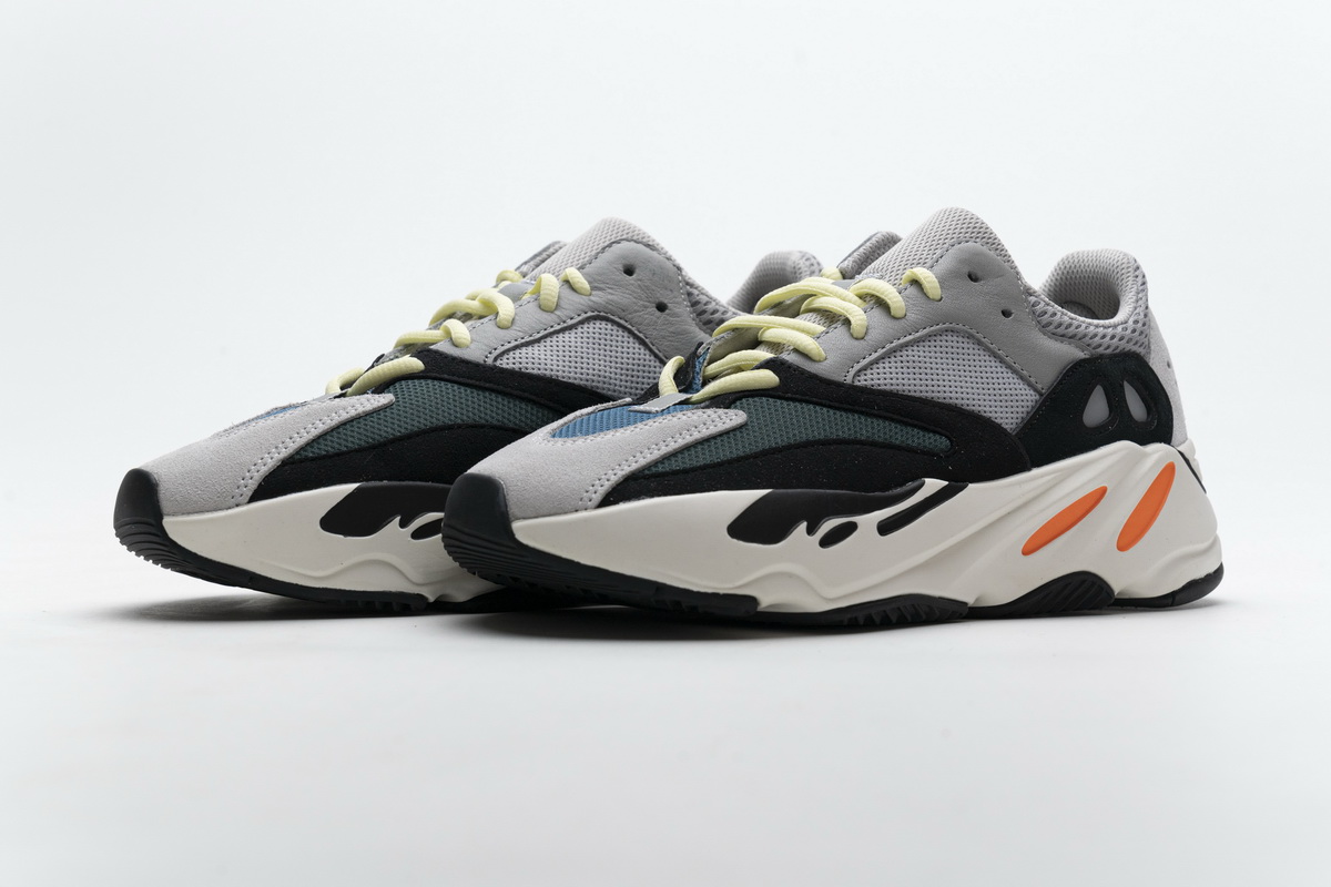 PK GOD  Yeezy 700 Wave Runner B75571