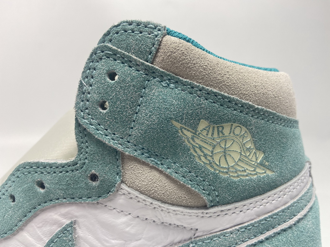 Air Jordan 1 High OG Turbo Green   555088-311