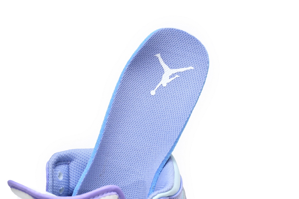 Air Jordan 1 Mid Purple Pulse 554724-500
