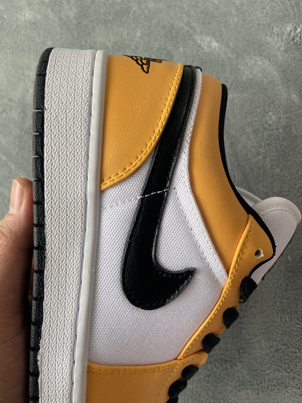Air Jordan 1 Low Laser Orange  CZ4776-107