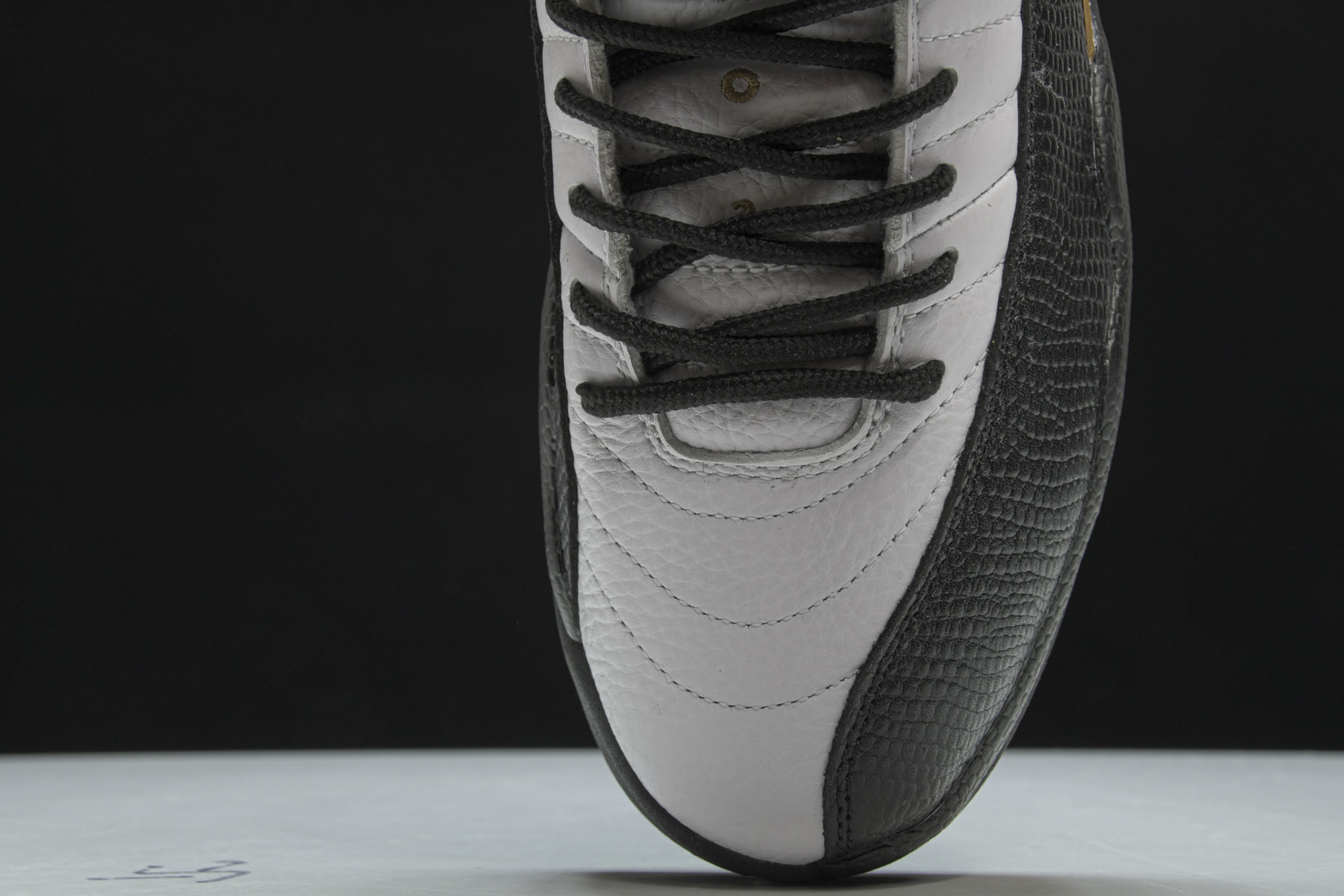 Jordan 12 Retro Royalty Taxi   CT8013-170