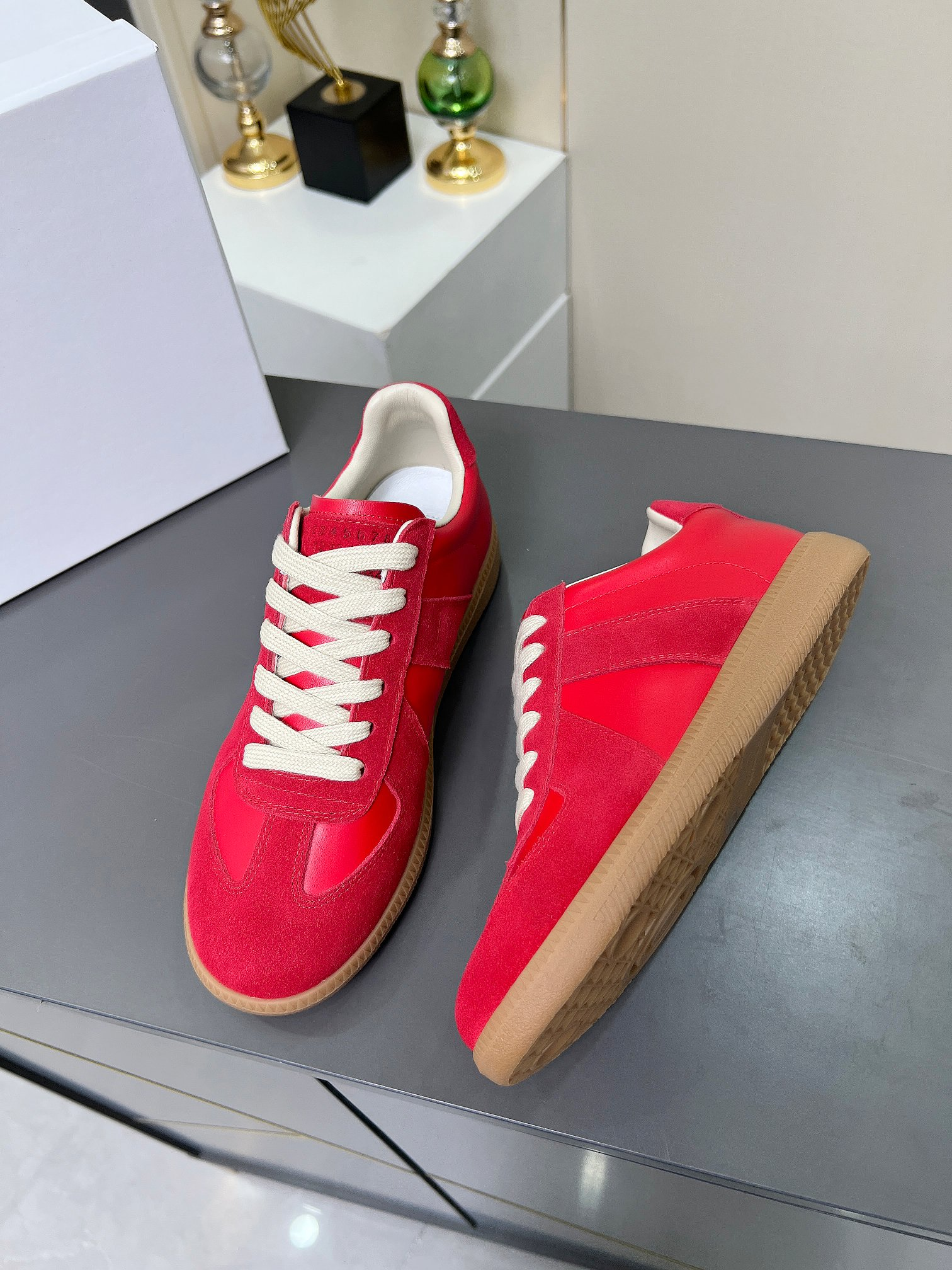 Maison Margiela leather classic  red S57WS0236P1895H8542