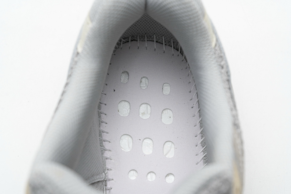 adidas Yeezy Boost 700 V2 “Cream” GY7924