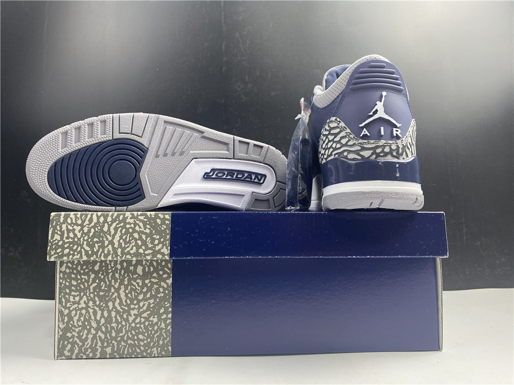 Air Jordan 3 “Midnight Navy”    CT8532-401