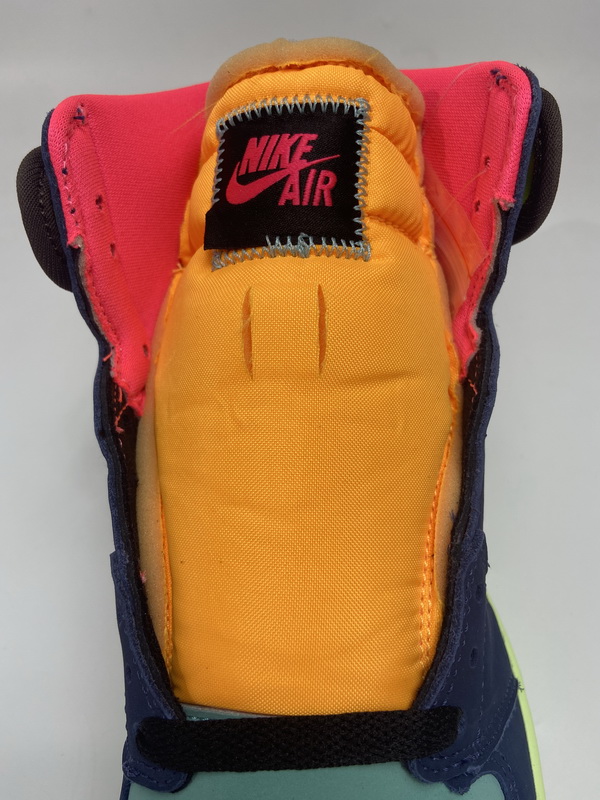 Air Jordan 1 High OG Bio Hack   555088-201