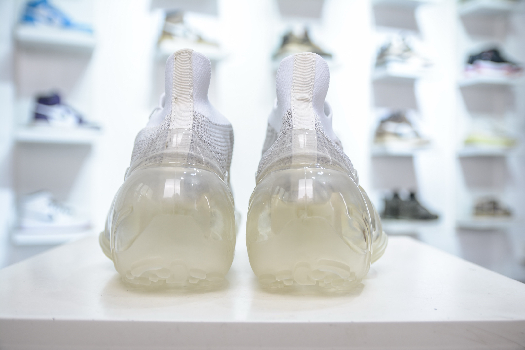 Grounds Moople White mptp102722