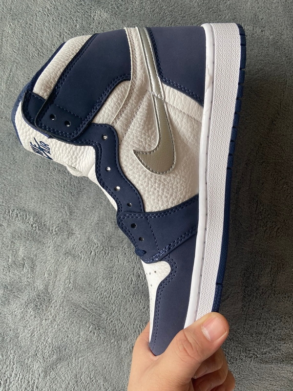 Air Jordan 1 High OG Japan Midnight Navy  C1788-100