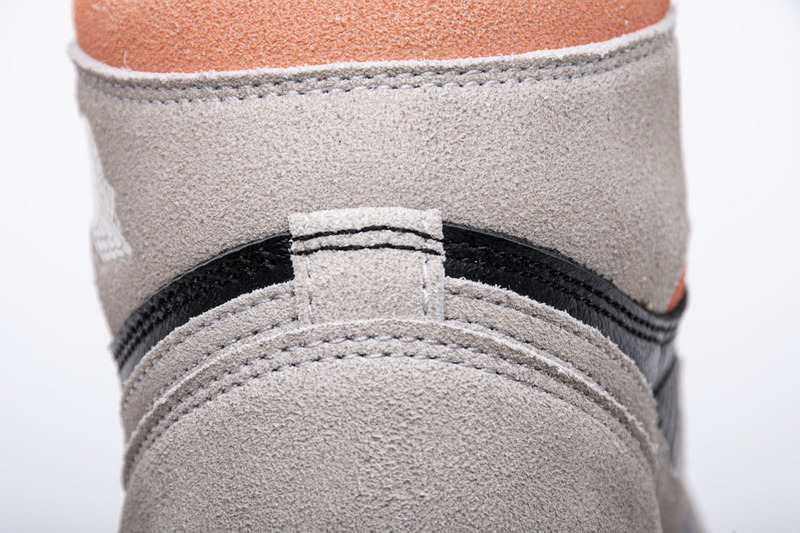 Air Jordan 1 OG Hi Retro“Neutral Grey” 555088-018