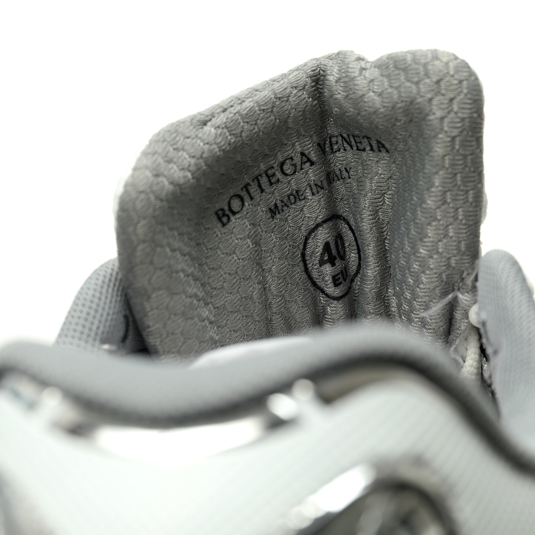 Bottega Veneta Orbit Lace-up Low Sneakers Silver White 741357v2x401425