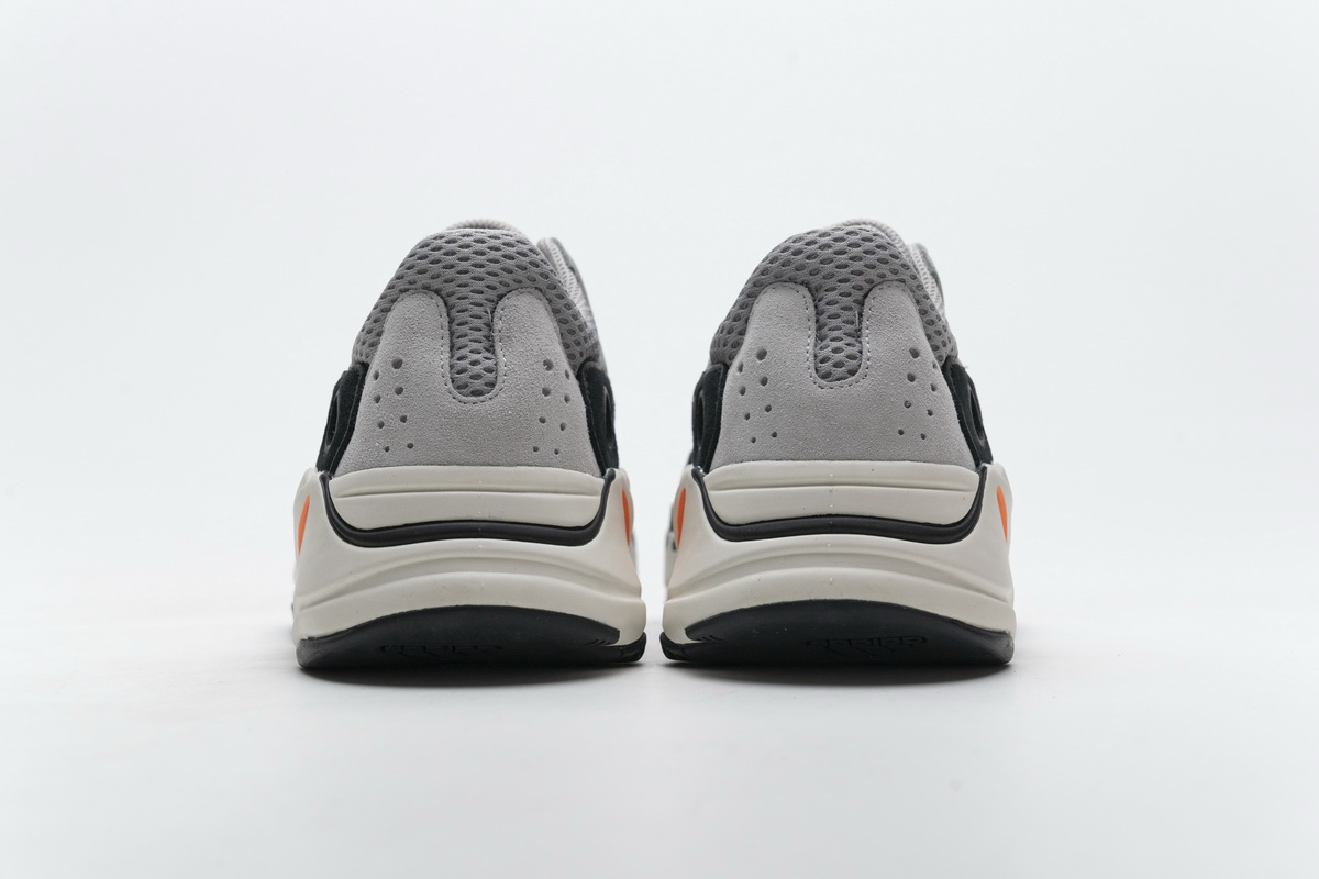 PK GOD  Yeezy 700 Wave Runner B75571