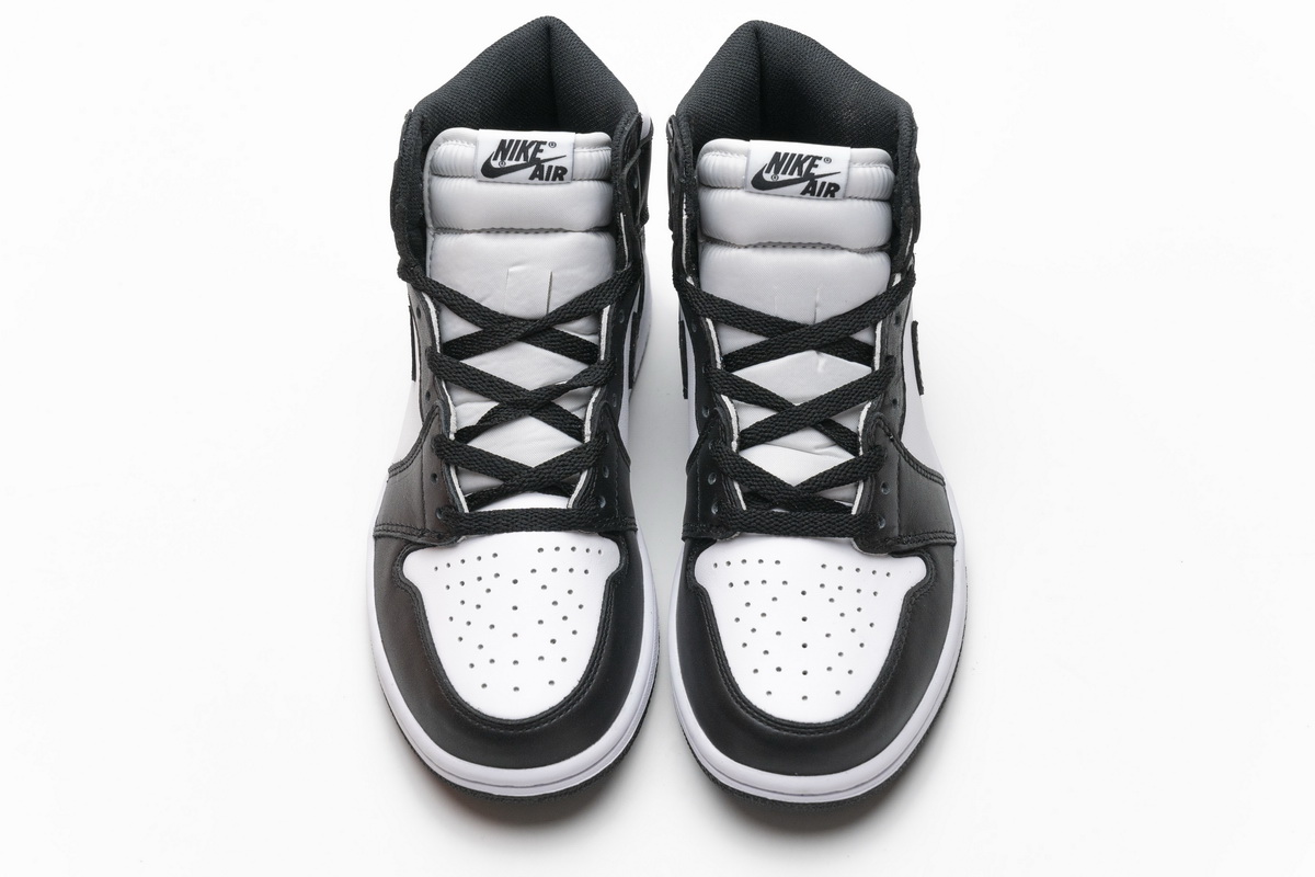 Air Jordan 1 Retro High OG Black White  555088-010