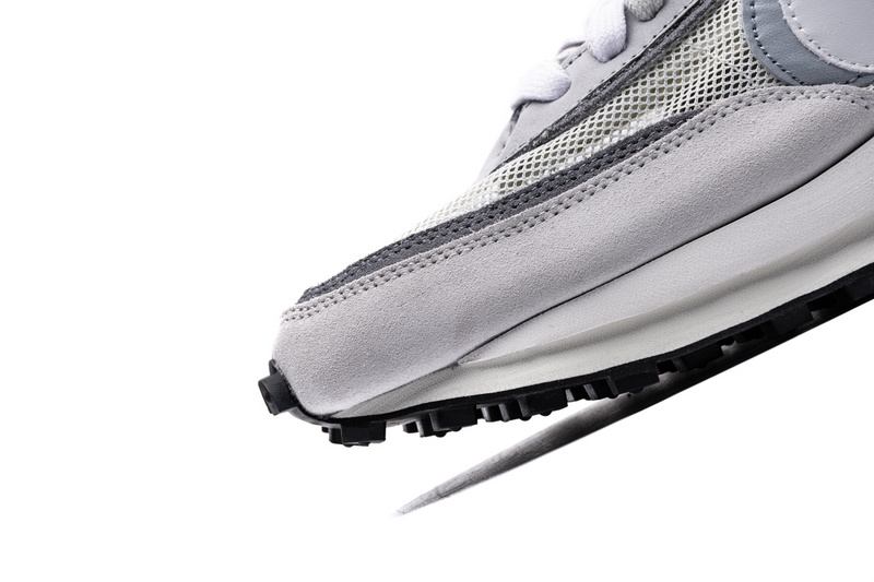 Sacai x Nike LDWaffle Grey BV0073-100