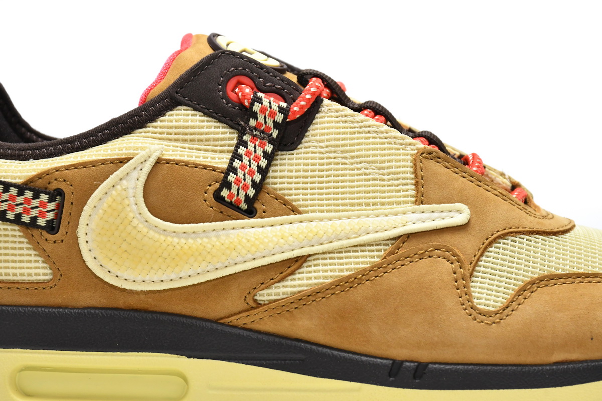 Travis Scott x Nike Air Max DO9392-701