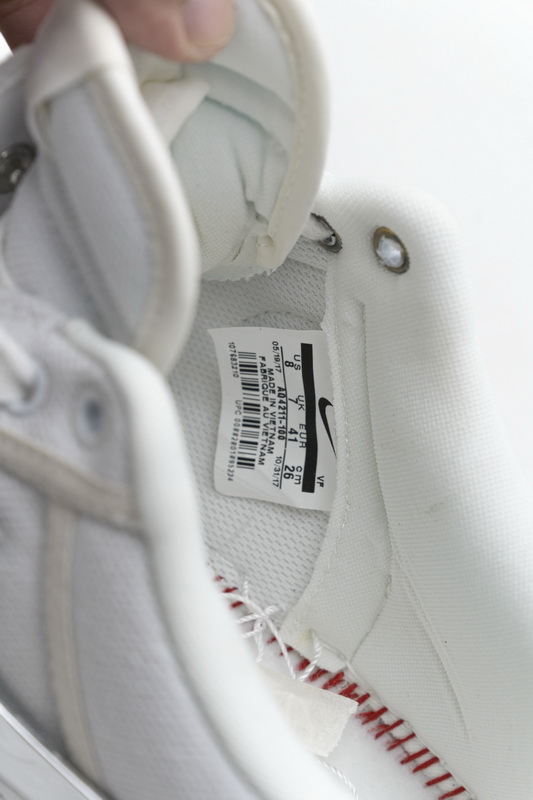 Travis Scott x Nike Air Force 1“White” AQ4211-100