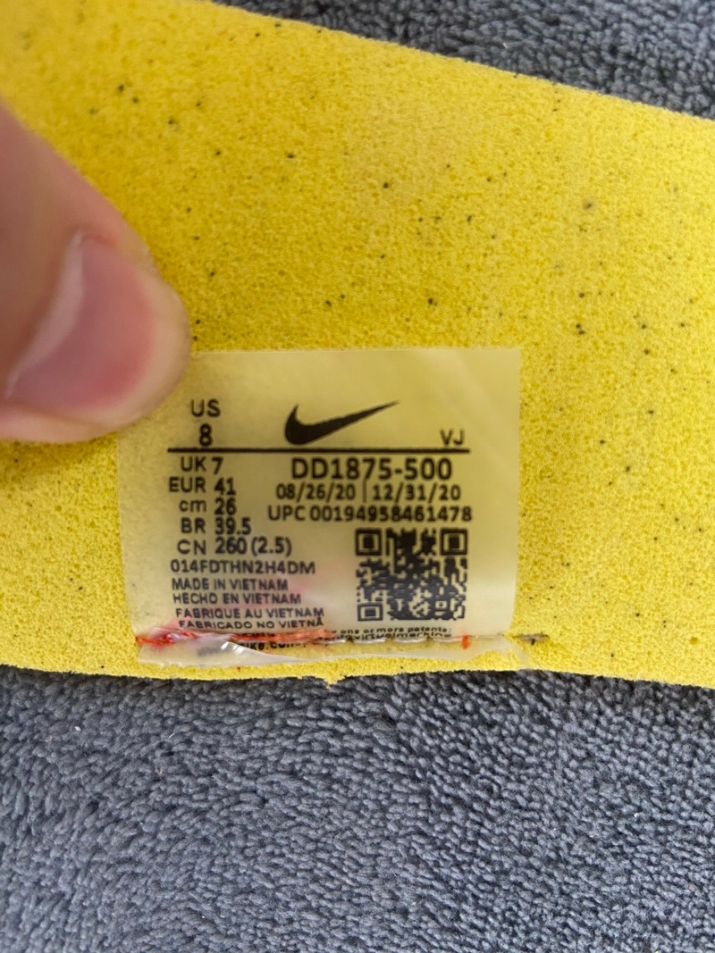 Sacai x Nike VaporWaffle Dark Iris DD1875-500