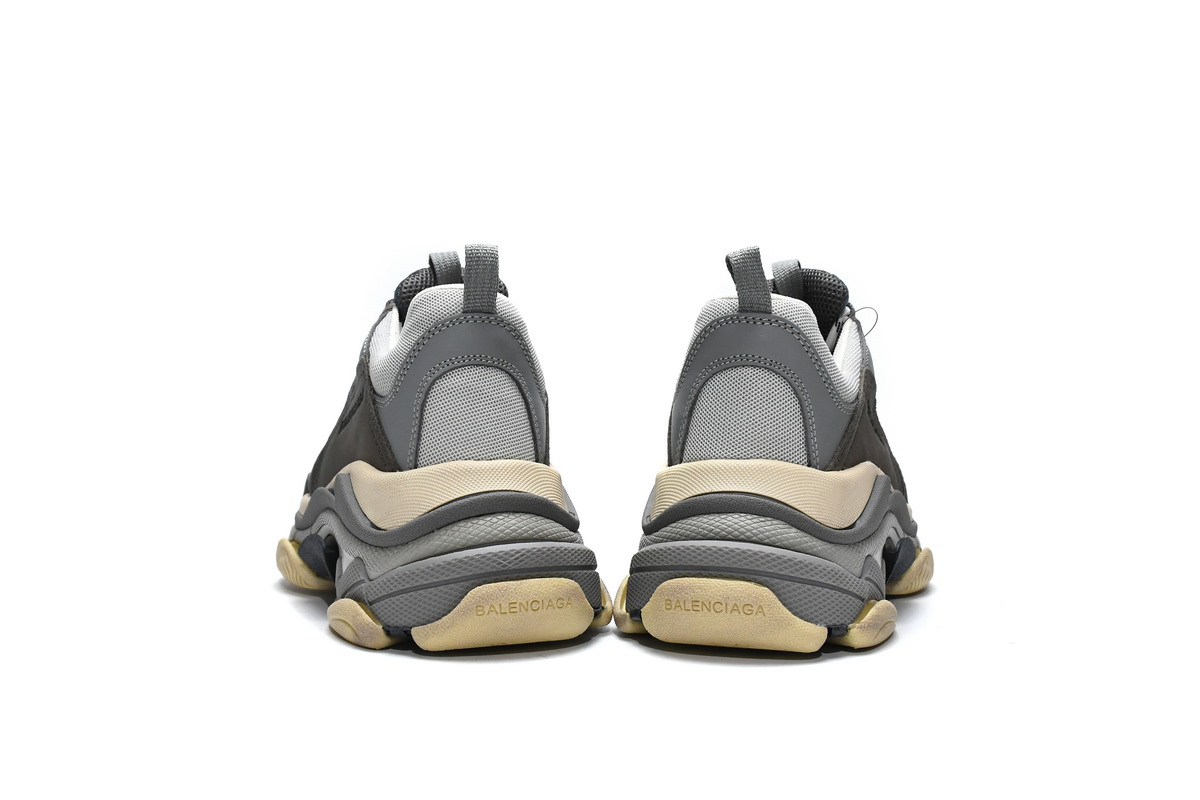 Ba***ci*ga Triple S Grey  536737 W0901 1259