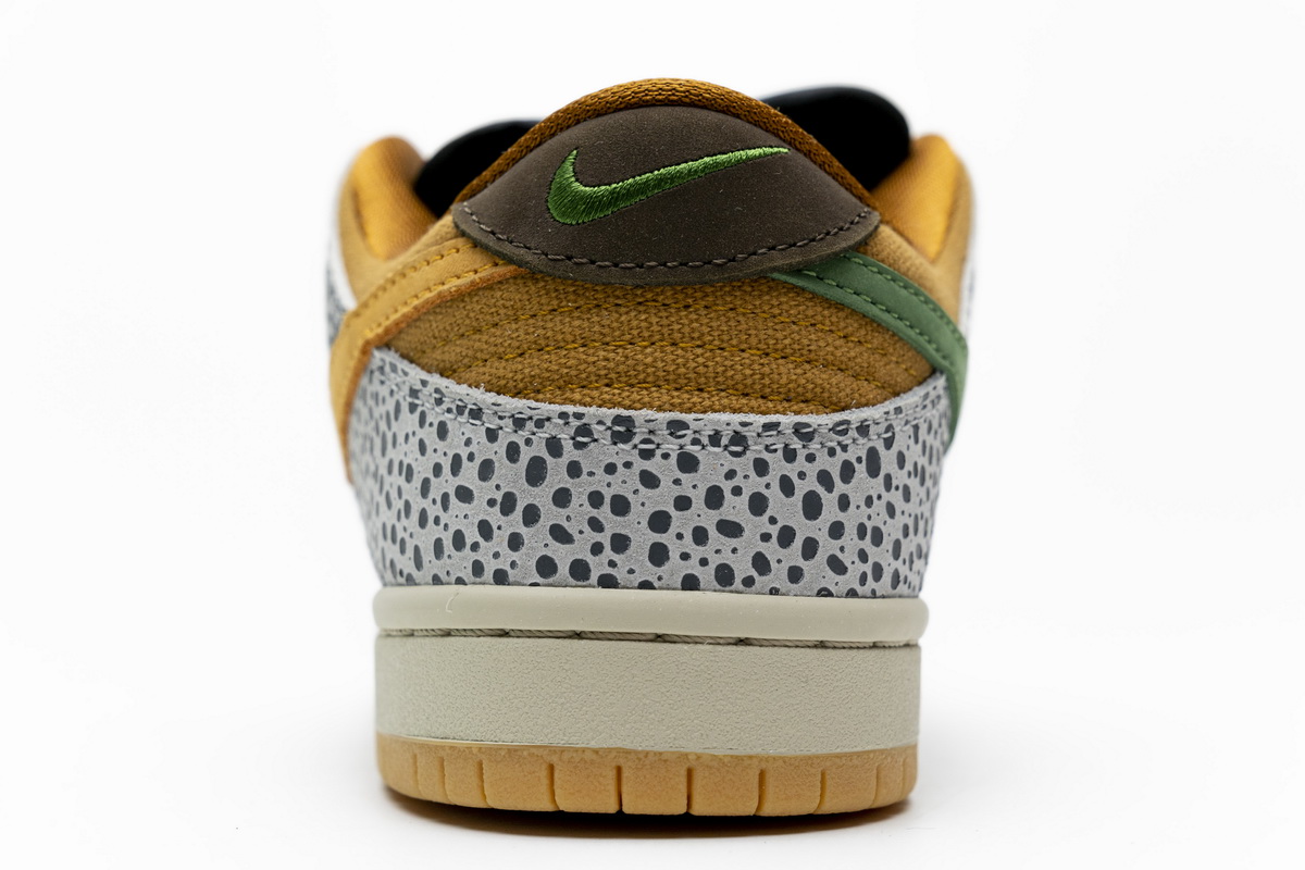 Nike SB Dunk Low “Safari”  CD2563-002