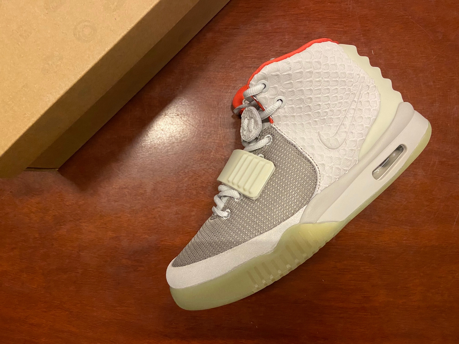 Nike Air Yeezy 2 NRG Pure Platinum 508214-010