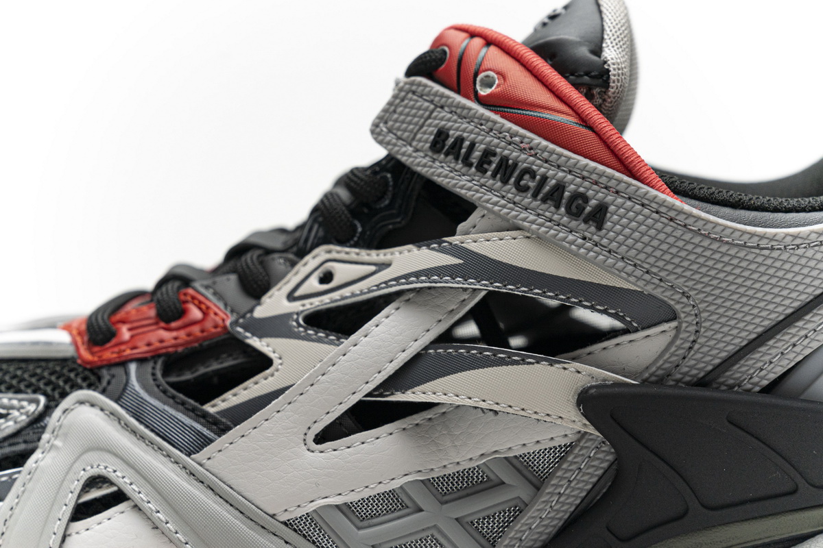 Ba***ci*ga Track 2 Sneaker Grey Red   570391 W2GN3 1003
