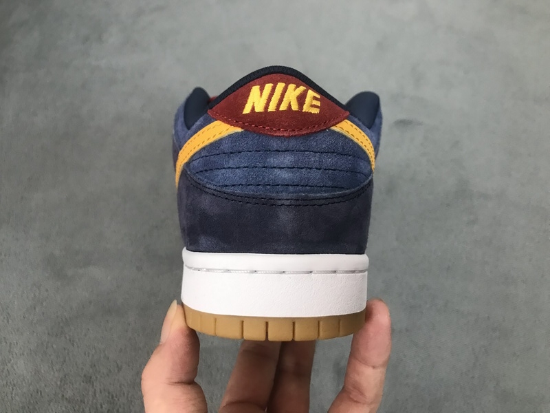 Nike SB Dunk Low Barcelona    DJ0606-400