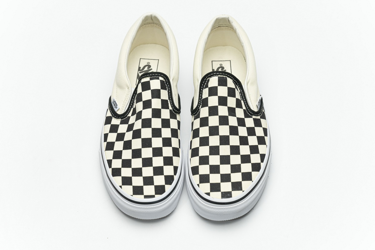 Vans OG Classic Slip-On B  VN000EYEBWW