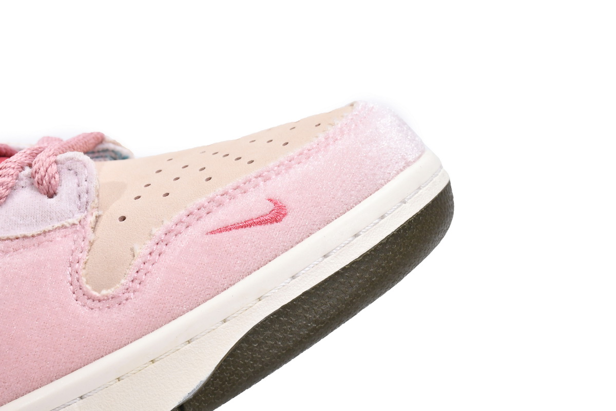 Social Status x Nike Dunk Mid Strawberry Milk   DJ1173-600