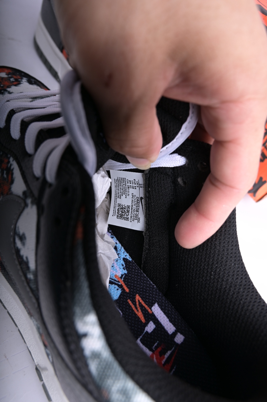 Nike Dunk Low Graffiti Black Red  DM0108-001