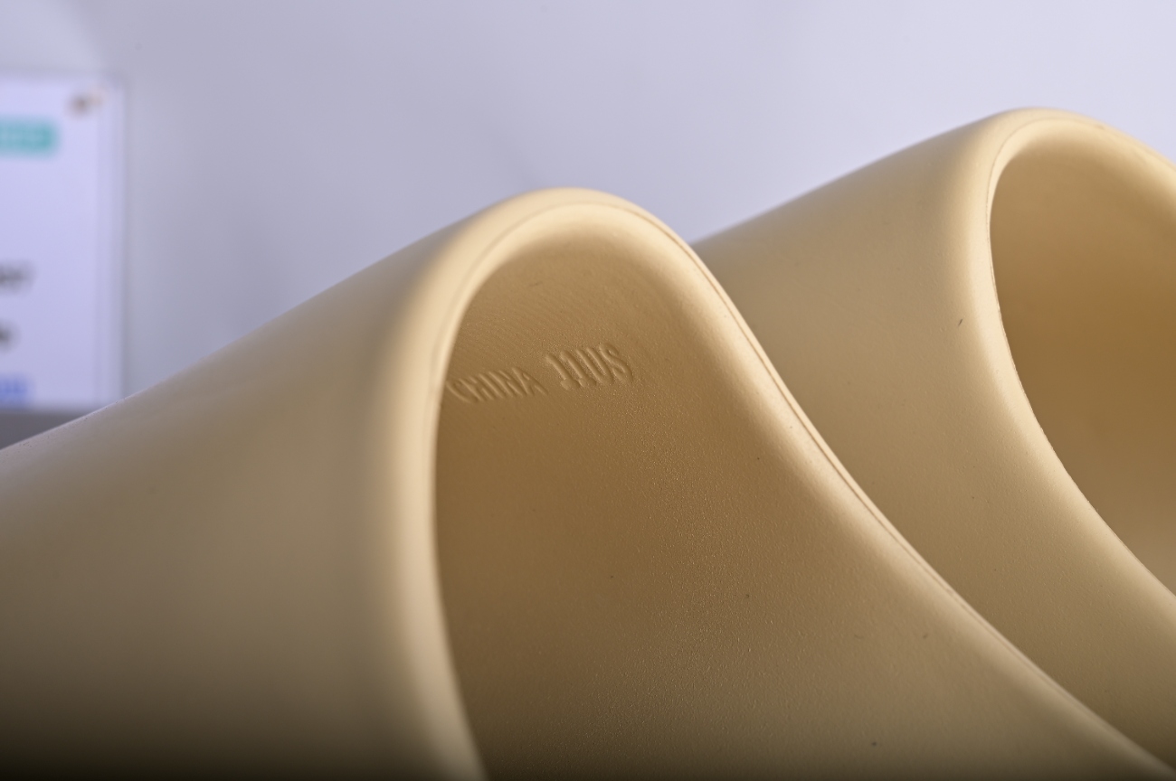 adidas Yeezy Slide DESSAN  FW6344