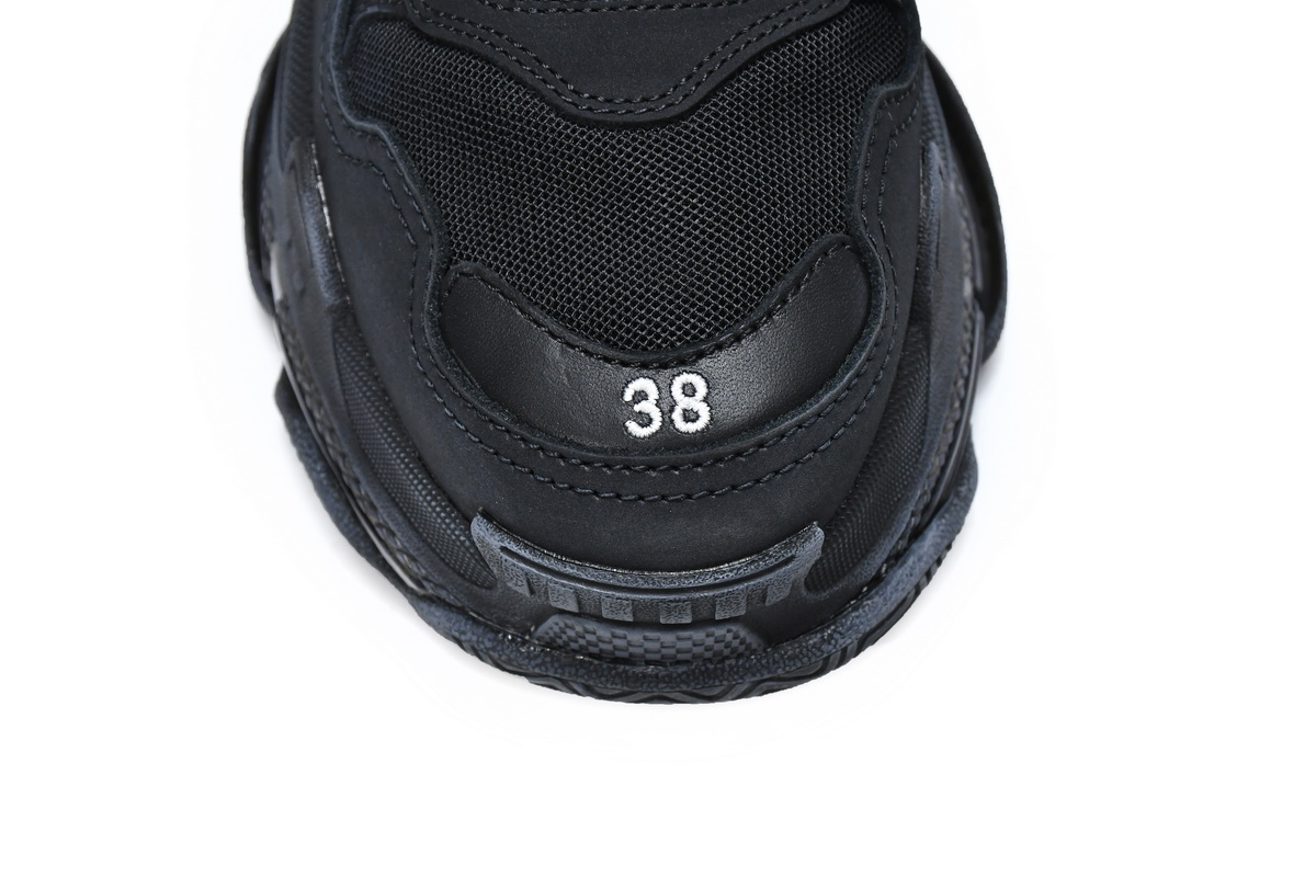 Ba***ci*ga Triple S Black  541624 W09O1 1000