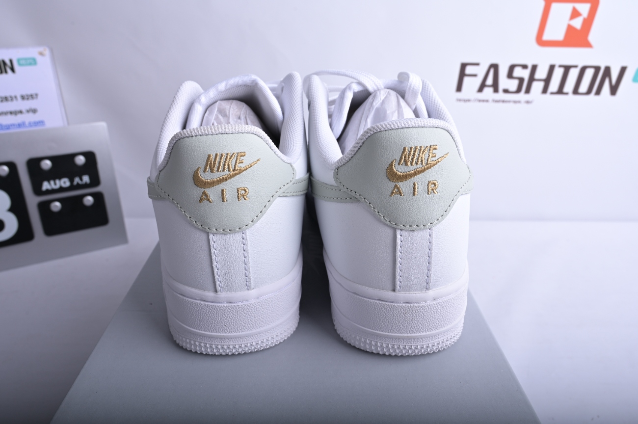 Air Force 1 Low Essential White Light Silver CZ0270-106