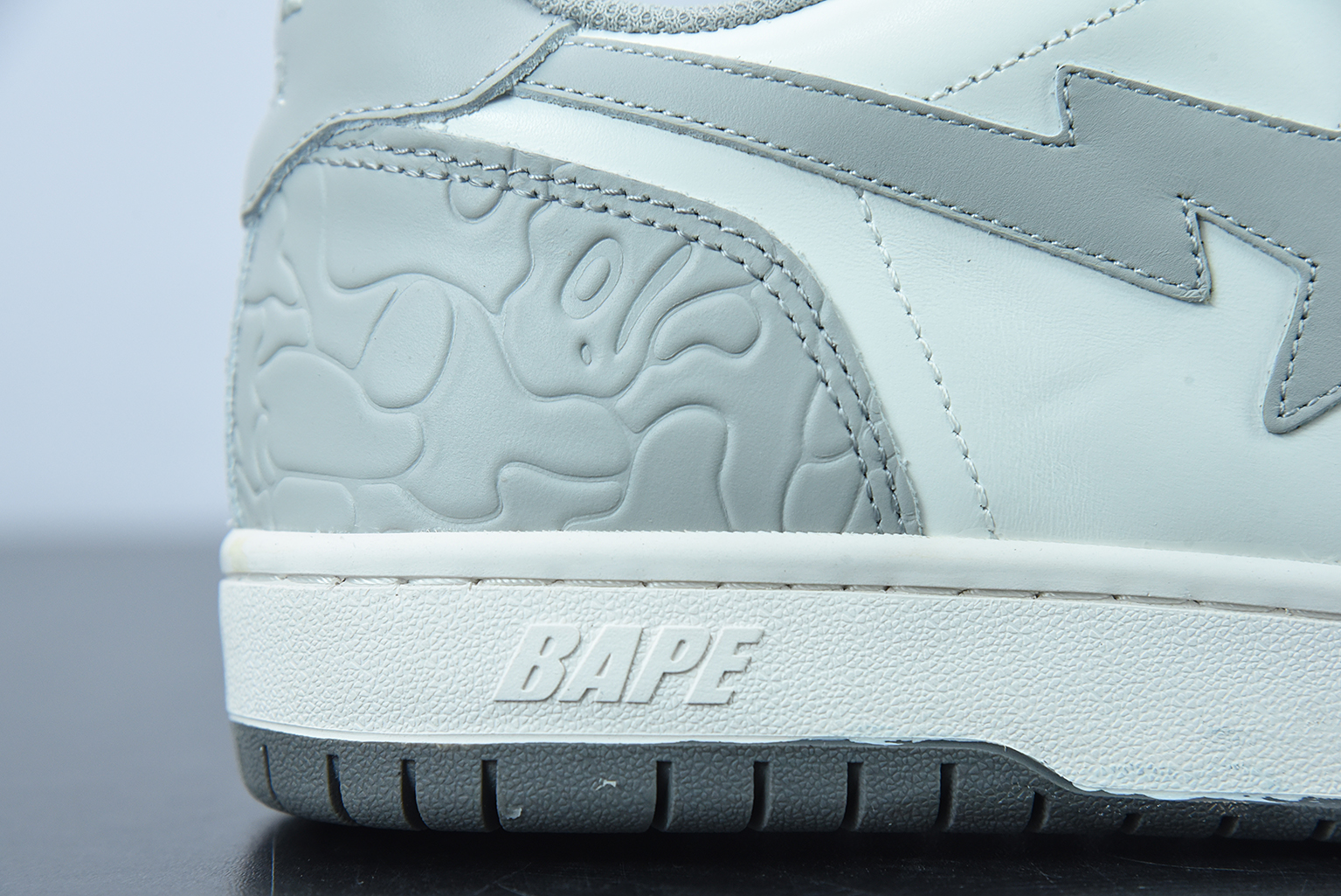 A Bathing Ape Court Sta Light Grey Cream 1G70191034
