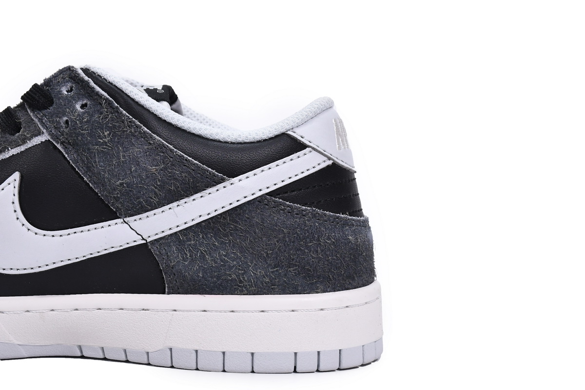 Nike Dunk Low Retro PRM Zebra   DH7913-001