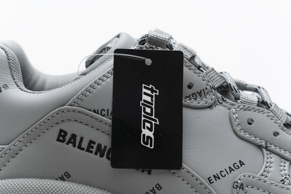 Ba***ci*ga Triple S Grey Black  536737 W2FA1 1210