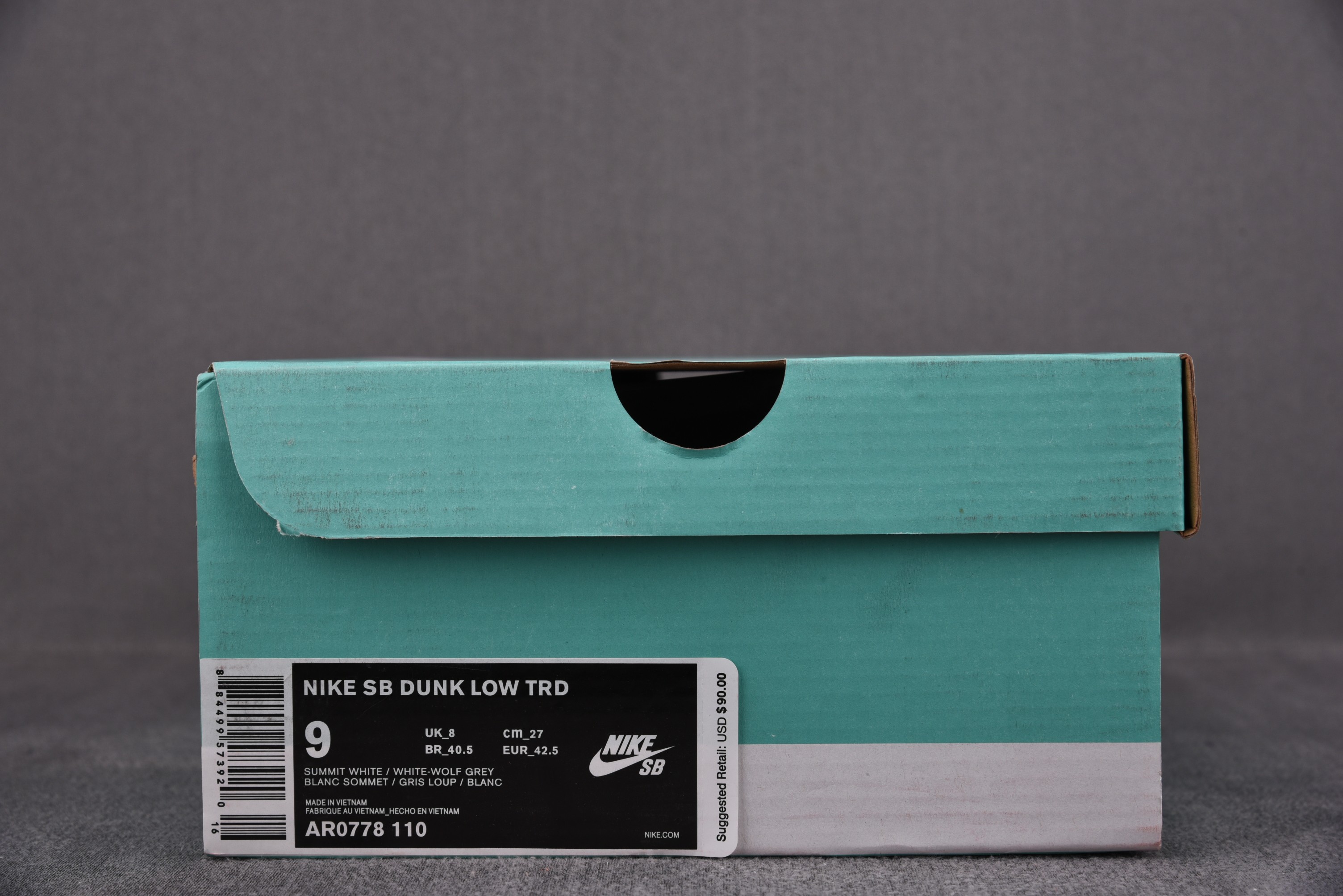 M Batch  Nike SB Dunk Low TRD “Summit White”  AR0778-110