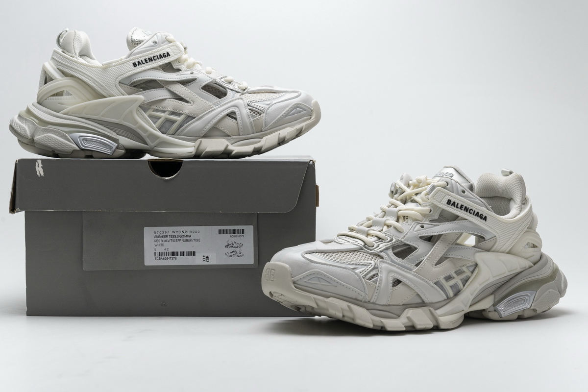 Ba***ci*ga Track 2 Sneaker White   570391 W2GN2 9000