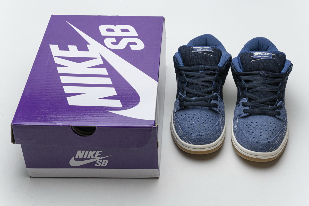 Nike SB Dunk Low Sashiko Denim Gum   CV0316-400