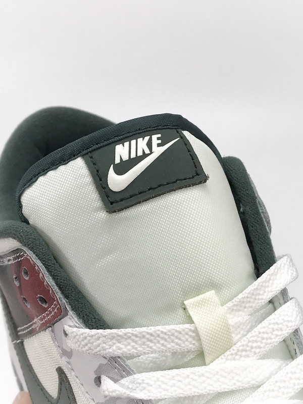 Nike Dunk Low SE Sail Multi-Camo   DH0957-100