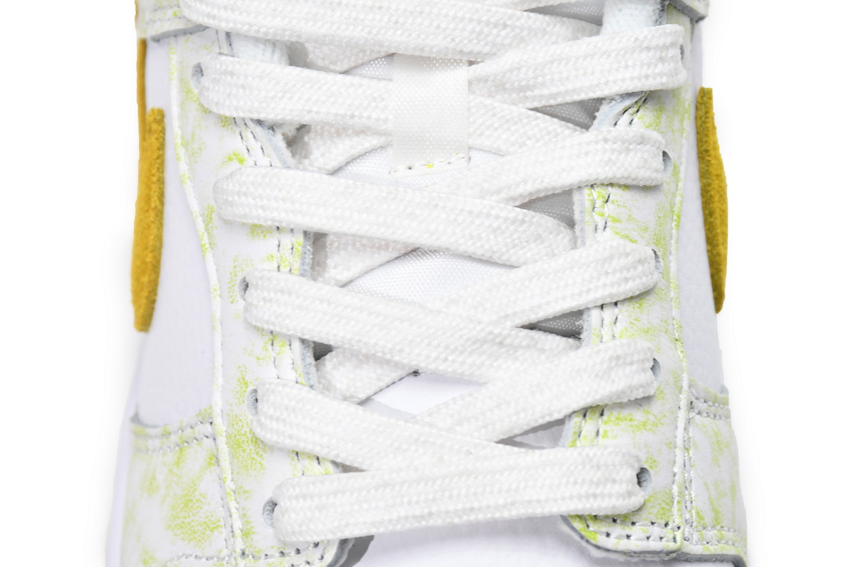 Nike Dunk Low Yellow Strike   DM9467-700