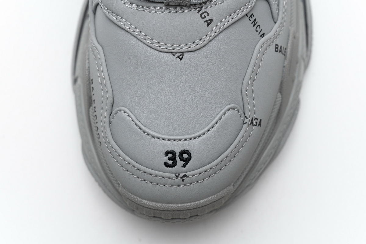 Ba***ci*ga Triple S Grey Black  536737 W2FA1 1210