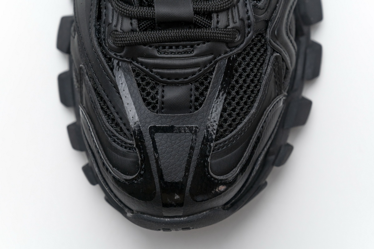 Ba***ci*ga Track 2 Sneaker Black    570391 W2GN1 1000