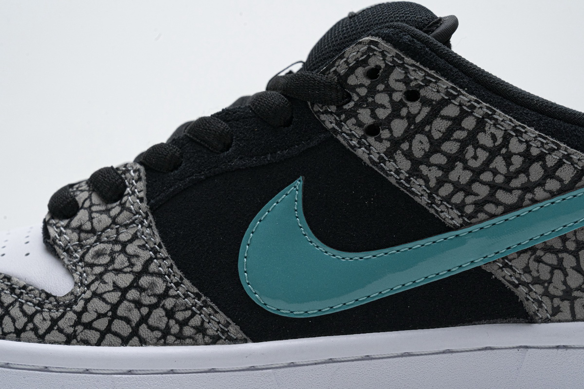 Nike SB Dunk Low “atmos Elephant”   BQ6817-009