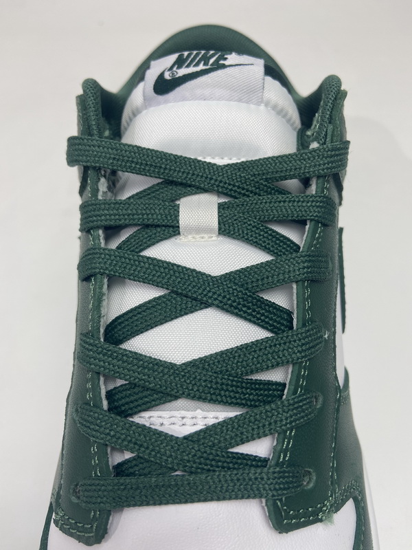 M Batch Nike SB Dunk Low Retro“Varsity Green”   DD1391-101
