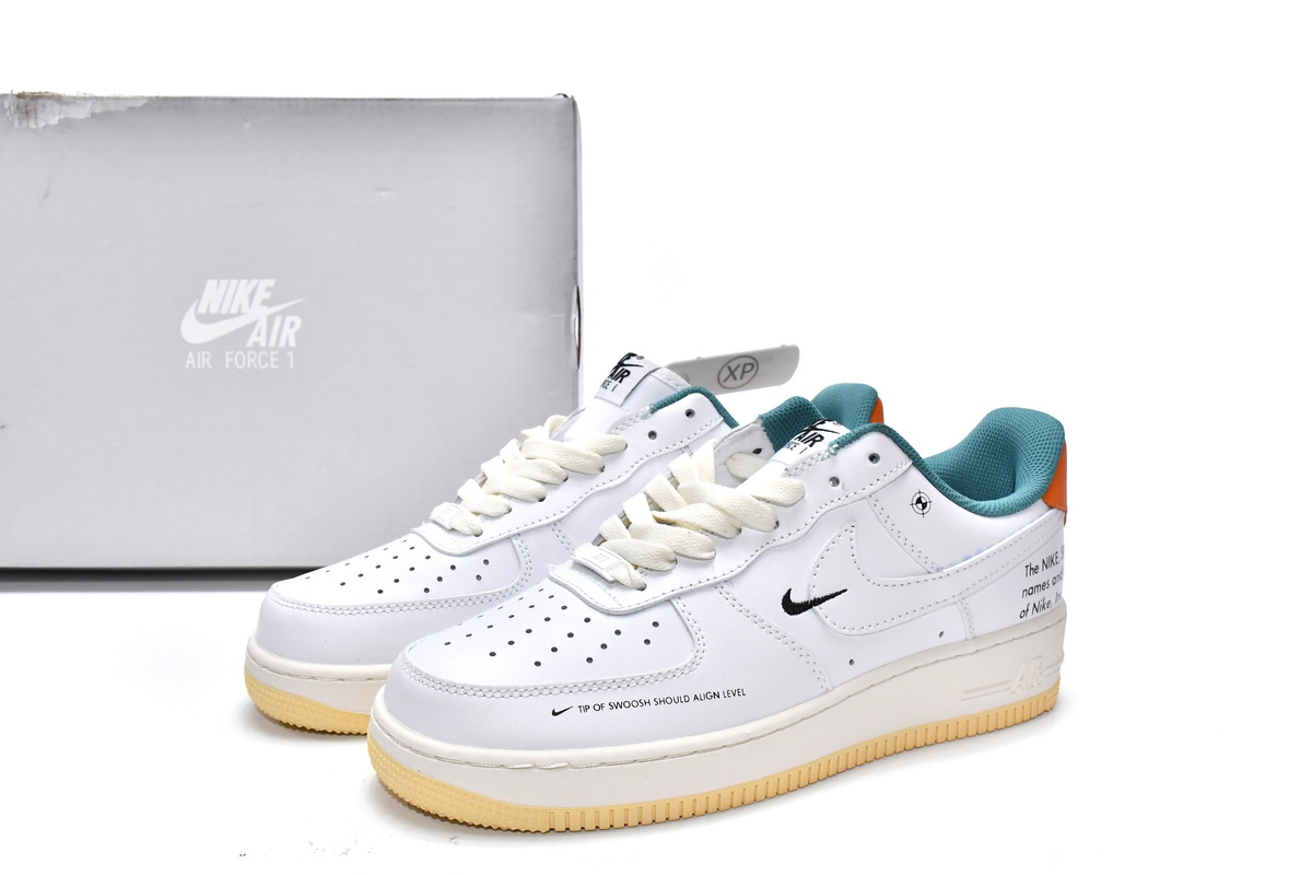 Nike Air Force 1‘07 LE Starfish DM0970-111