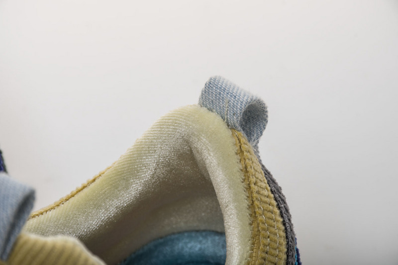 MAX97 OFF-WHITE x Nike Air Max 97 Corduroy Cap AJ4219-400