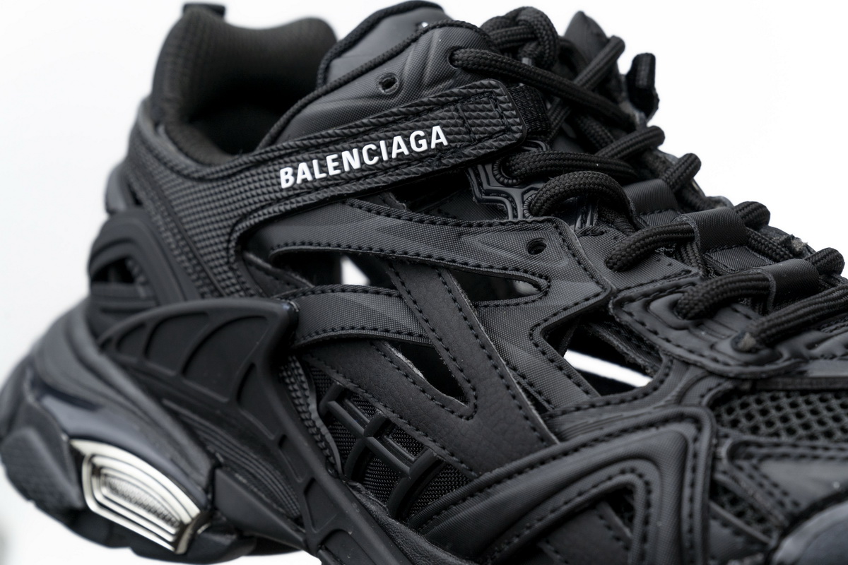 Ba***ci*ga Track 2 Sneaker Black    570391 W2GN1 1000