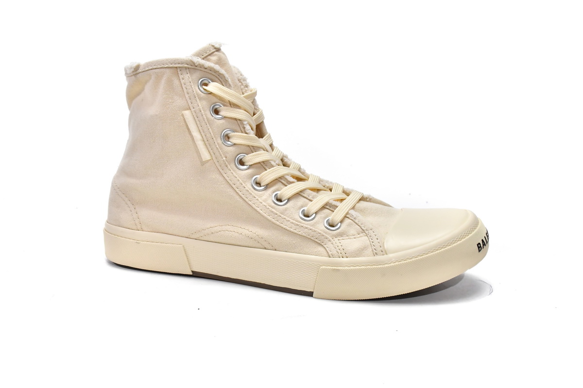 Ba***ci*ga Paris High Destroyed - White   688752 W3RC4 9090