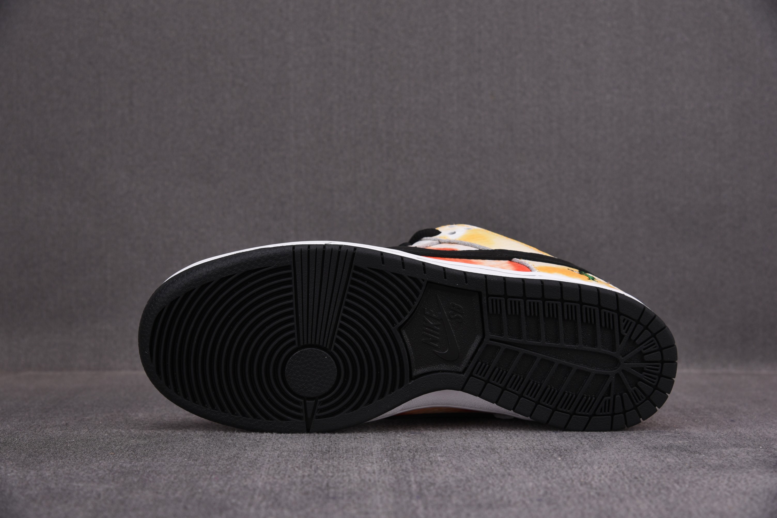 M Batch  Nike SB Dunk Low Pro QS   BQ6832-101