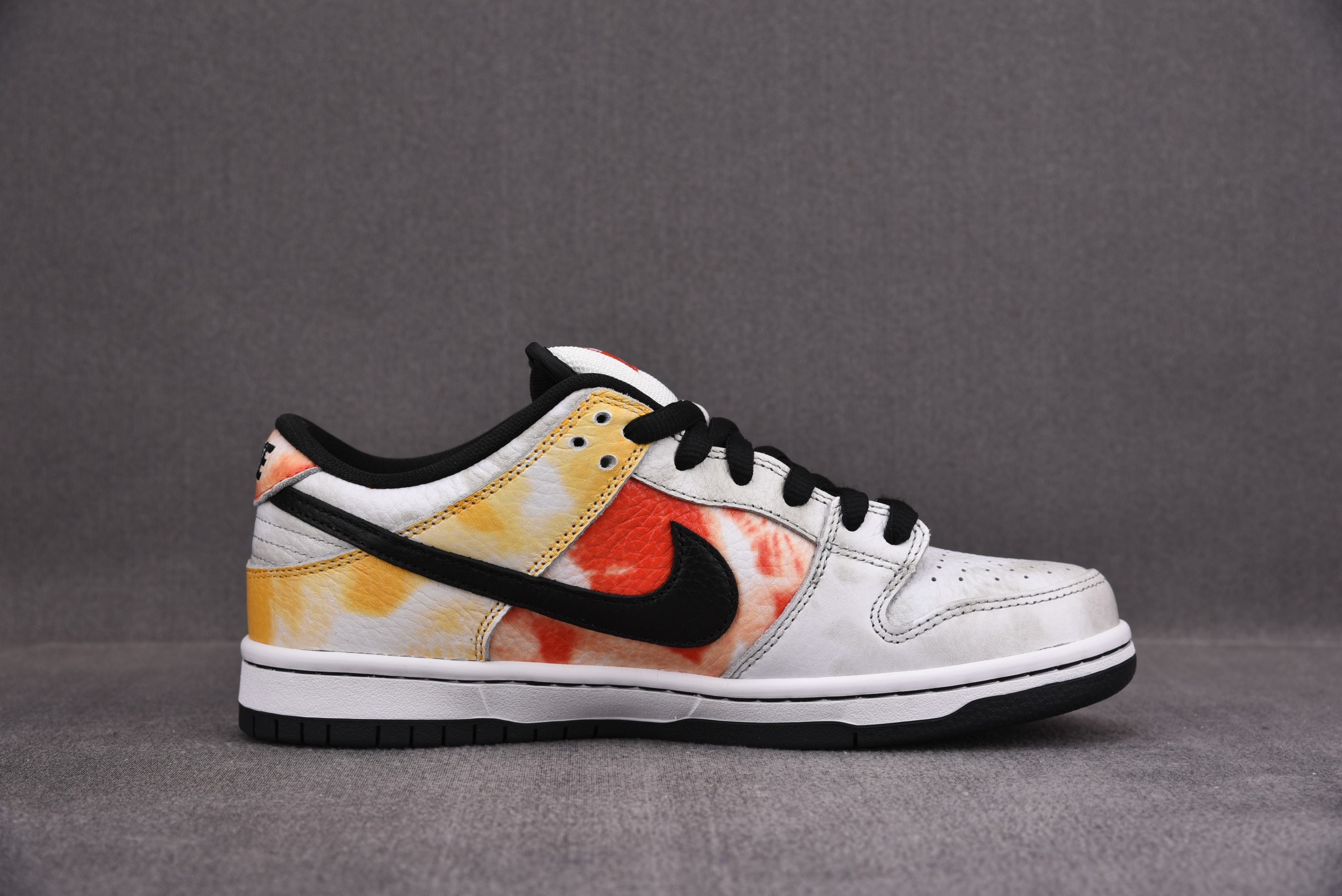 M Batch  Nike SB Dunk Low Pro QS   BQ6832-101
